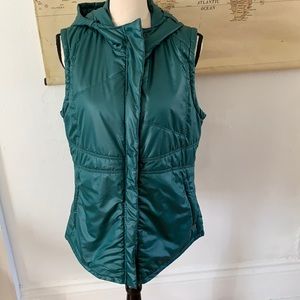 Turquoise Horny Toad zip vest Large